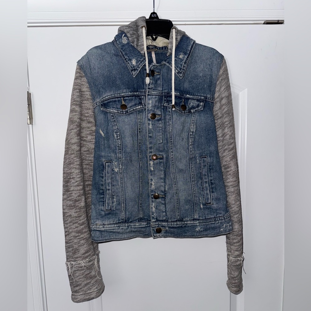 Free People Blue Denim Jacket Hooded with Gray Knit Sleeves EUC